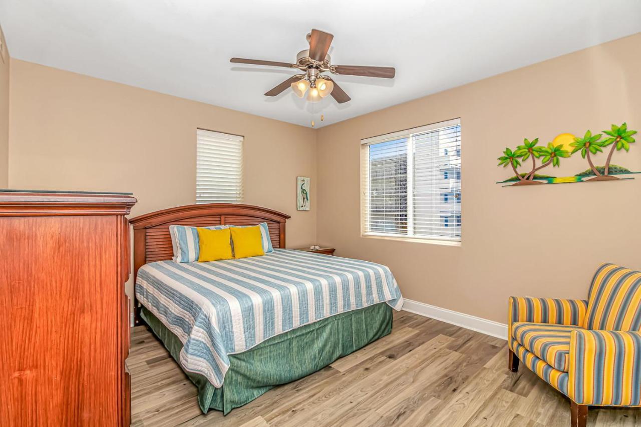 Ocean Breeze Luxury Villas 3D, Nicely Updated! Across From The Ocean! Sleeps 18 ! Myrtle Beach Exterior foto