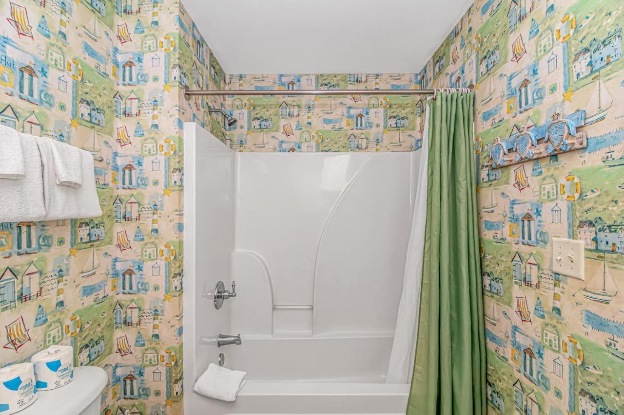 Ocean Breeze Luxury Villas 3D, Nicely Updated! Across From The Ocean! Sleeps 18 ! Myrtle Beach Quarto foto